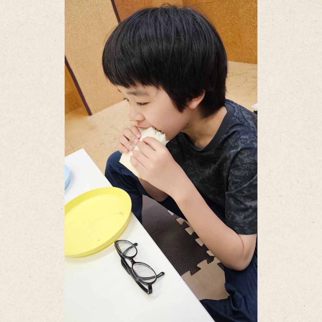 2025年6月インスタUP　クッキングの様子３枚目